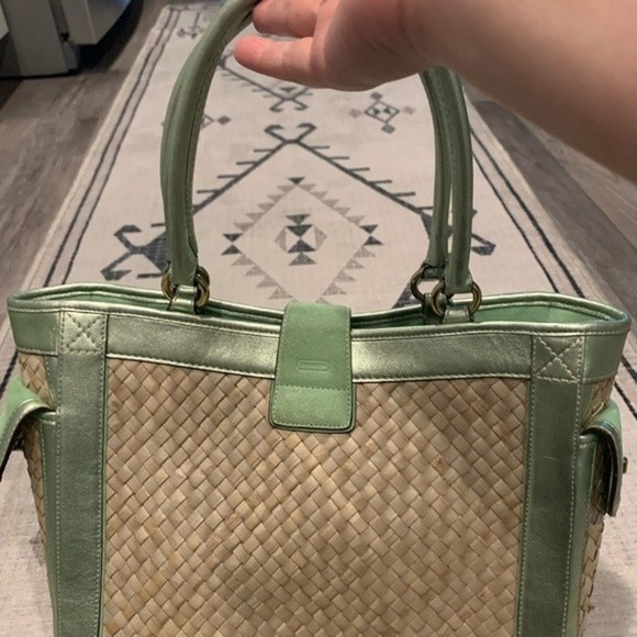 Mettalic green woven woven rattan and suede hand bag mo4k-4433 - Picture 9 of 9